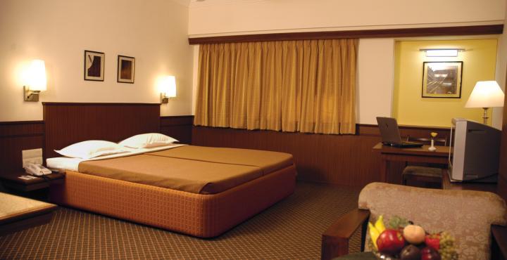 Hotel Skylon Ahmedabad Eksteriør billede